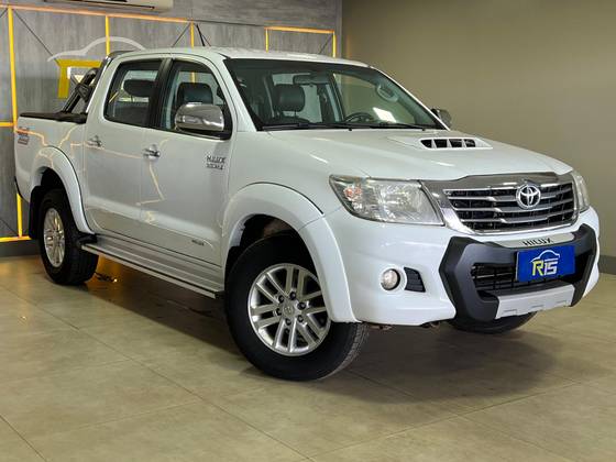 TOYOTA HILUX 3.0 SRV 4X4 CD 16V TURBO INTERCOOLER DIESEL 4P AUTOMÁTICO